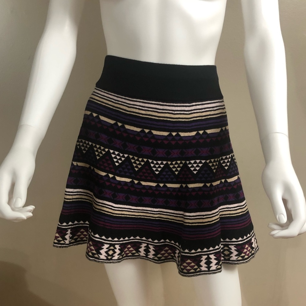 Santa Fe Style Winter Skirt - Forever 21 - Large